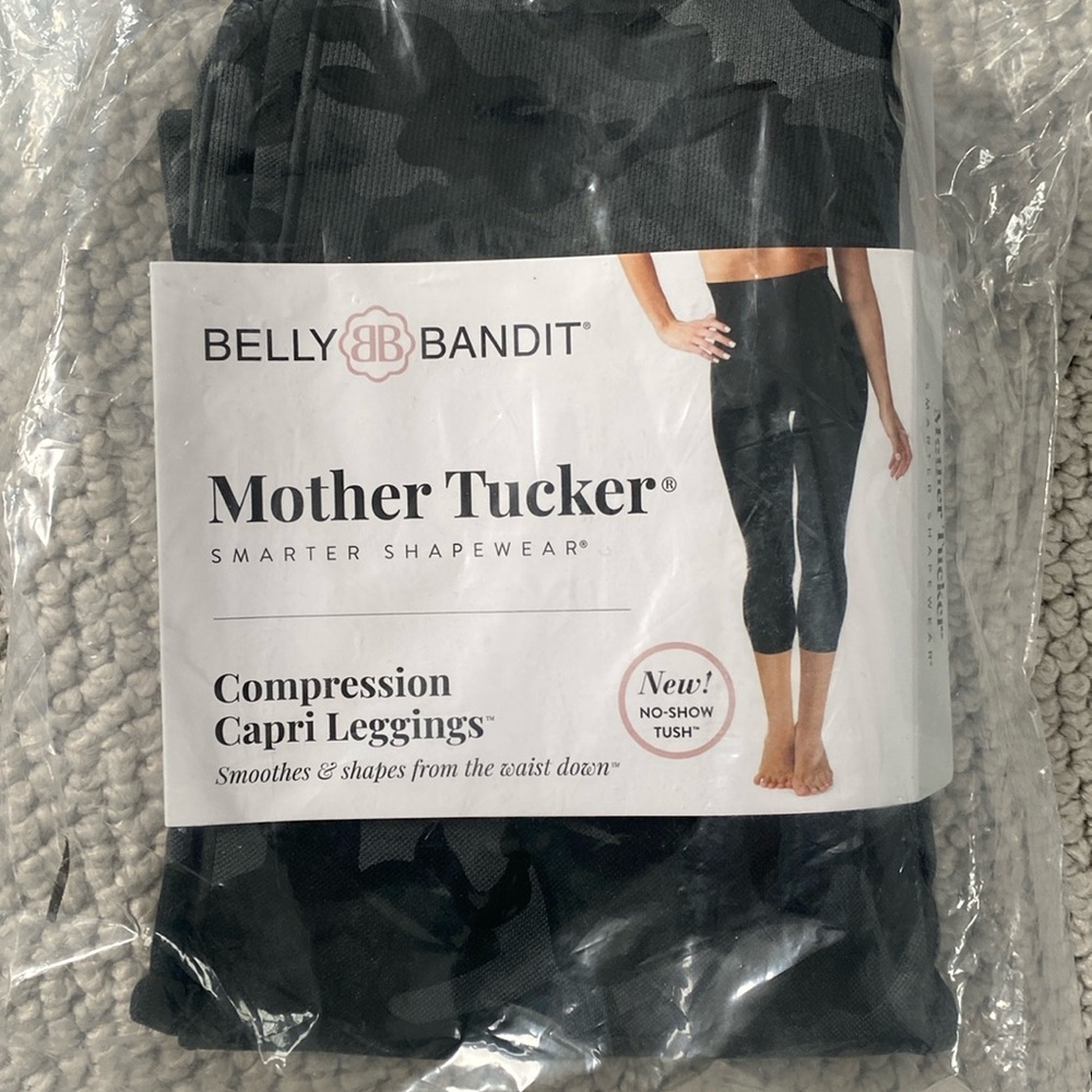 NWT | Belly Bandit mother Tucker compression capri leggings | camo | size small